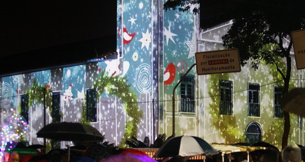 Natal Iluminado - Apresentação do Luzes da Ribalta In Concert - Vídeo Mapping. Foto: Claudio Vieira/PMSJC. 23-12-2018