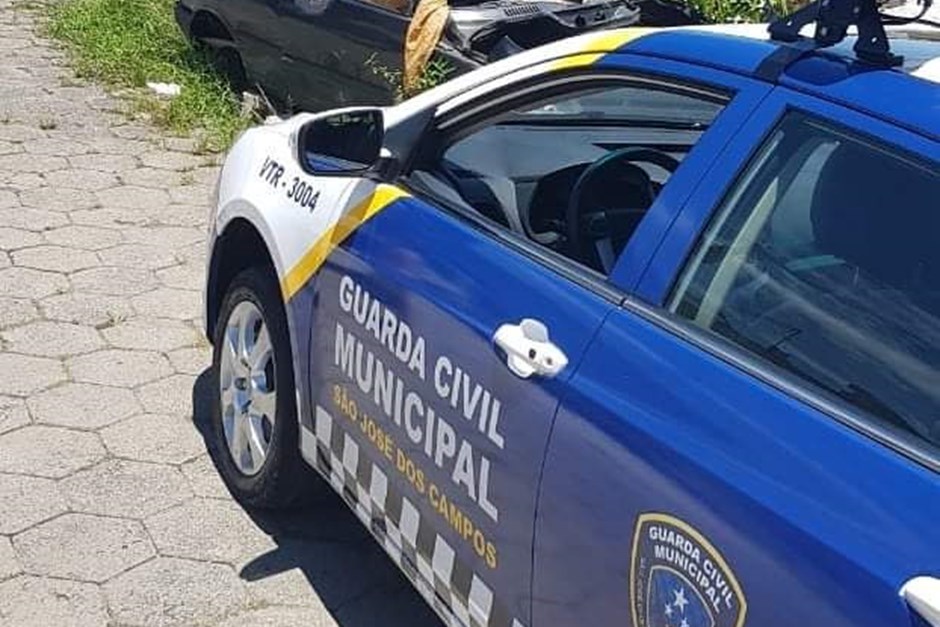Dois carros e duas bicicletas furtados foram recuperados pela GCM de São José