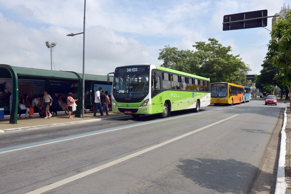 Ponto Ônibus Avenida São José  24 01 2019