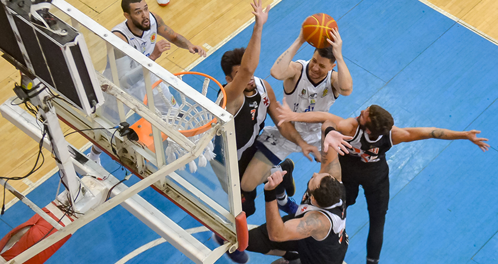 basquete-sao-jose-x-vasco-26-02-2019-lucas-cabral-29.jpg