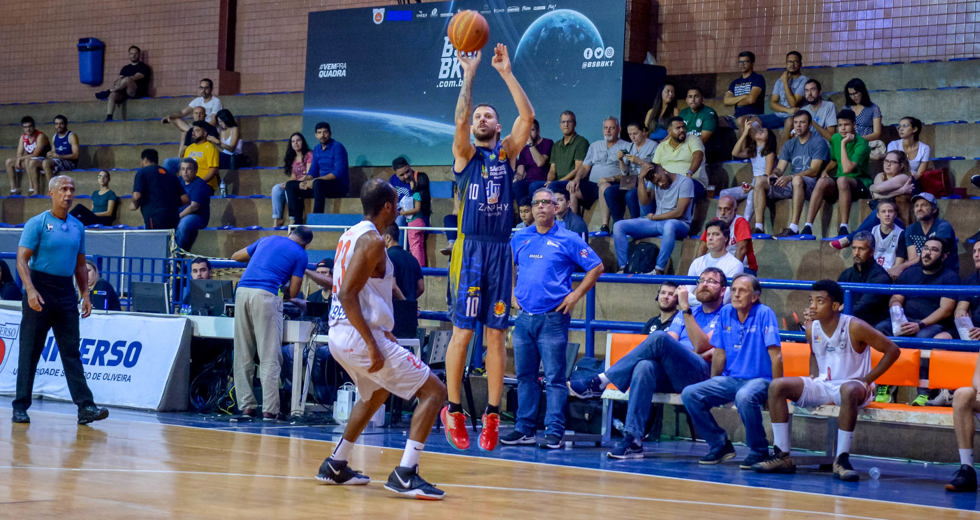 basq-brasilia-77-x-92-sj-9-mar-6.jpg