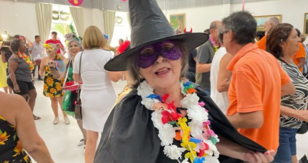 Concurso de fantasias de Carnaval na Casa do Idoso Centro