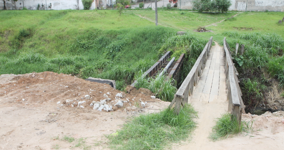 cabeceira_passarela_rua_taru01beto_faria.jpg
