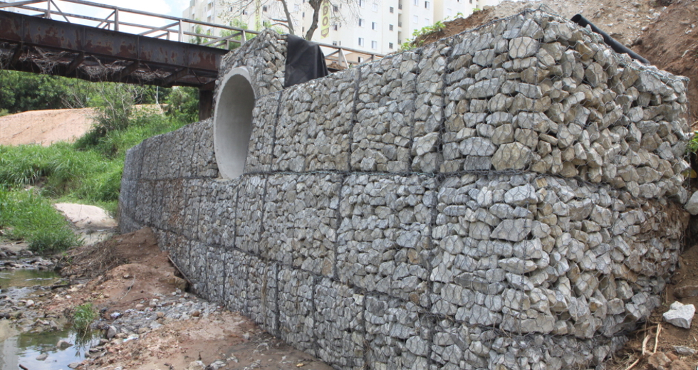 cabeceira_passarela_rua_taru07beto_faria.jpg