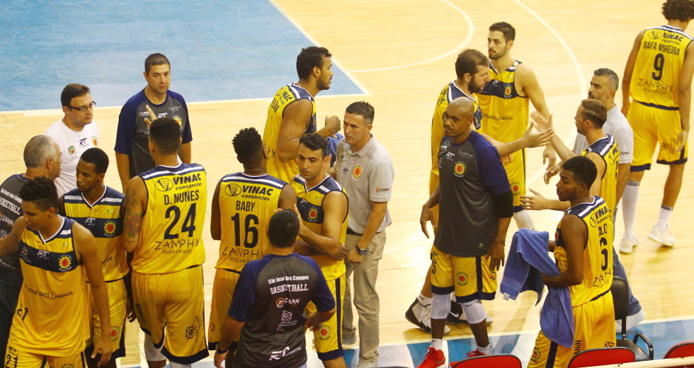 liga_ouro_basquete-20-claudio_vieira.jpg