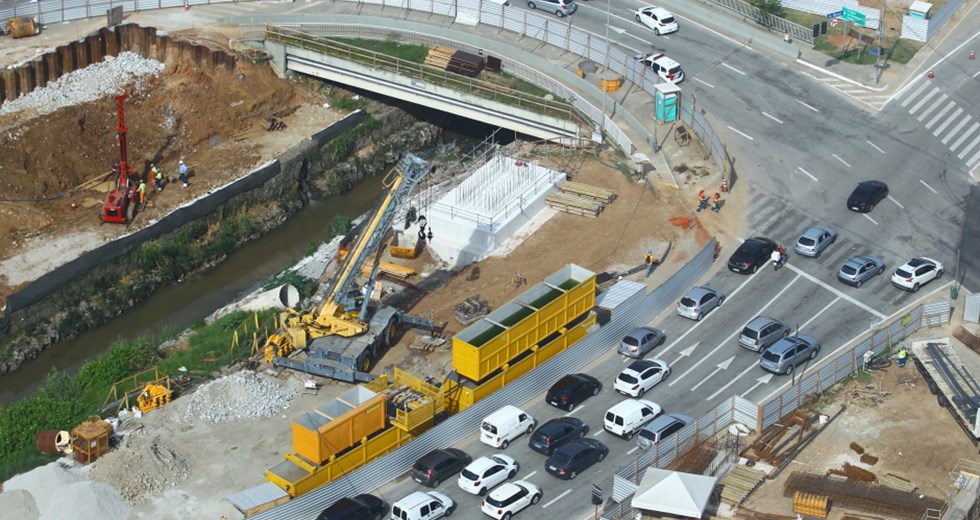 Obras do Arco da Inovação - Ponte Estaiada. Foto: Claudio Vieira/PMSJC. 05-04-2019
