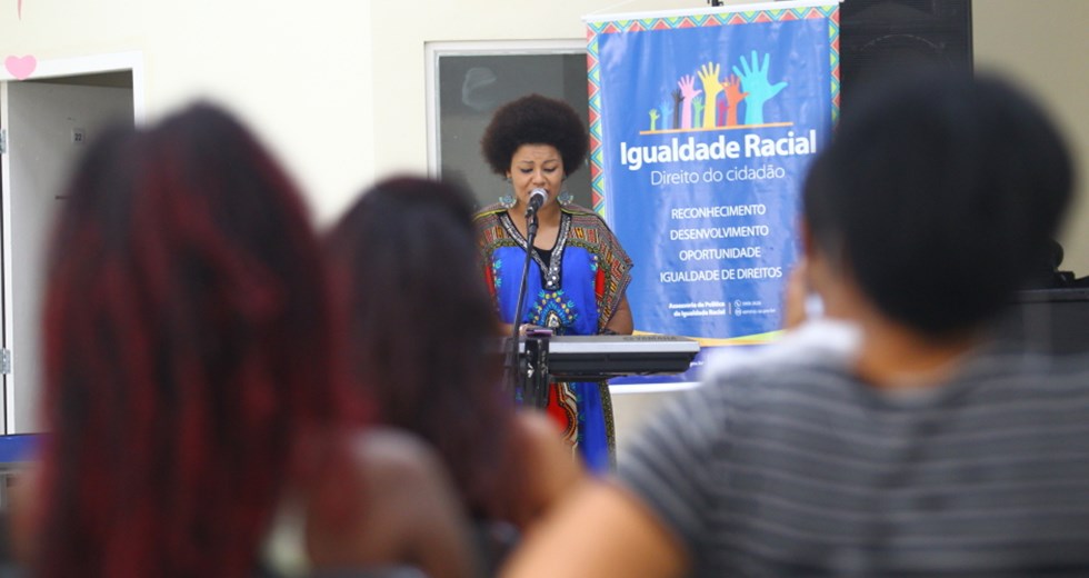 Curso de formação em Relações étnico racial e de gênero no âmbito da educação, do trabalho e das profissões. Foto: Claudio Vieira/PMSJC. 04-05-2019