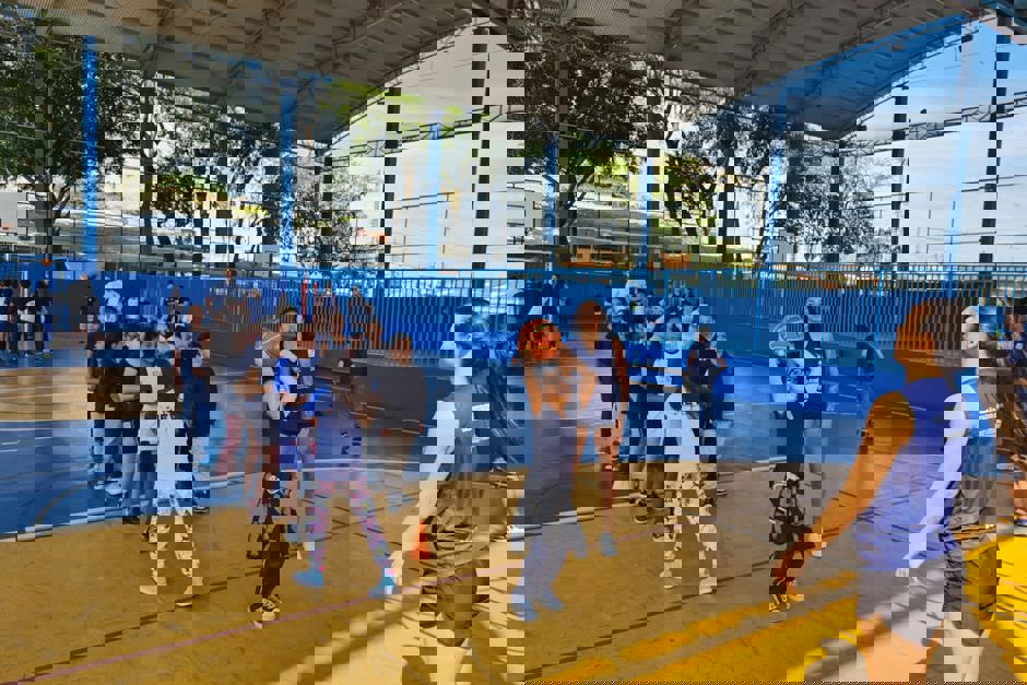 visita-basquete-escola-12.jpg