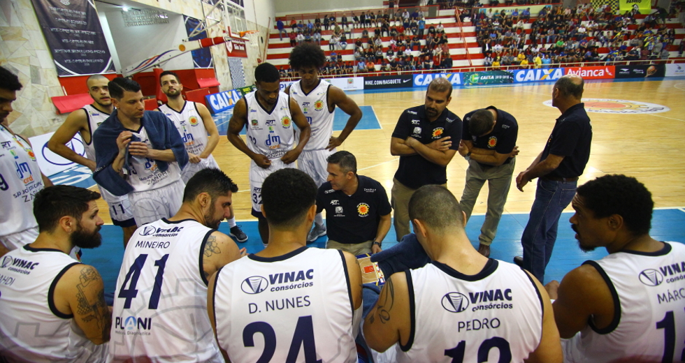 cv__7133-claudio_vieira.jpg