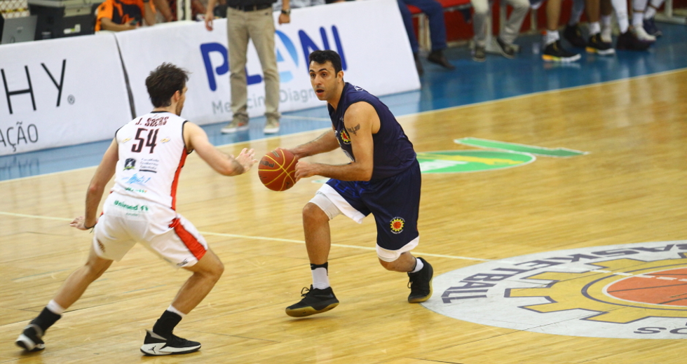 cv__1332-claudio_vieira.jpg