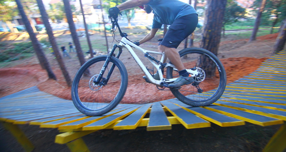 cv__9701_claudio_vieira.jpg