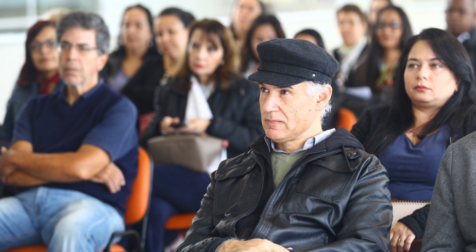 cv__6842_claudio_vieira.jpg