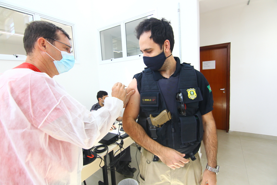 cv__2245_claudio_vieira.jpg