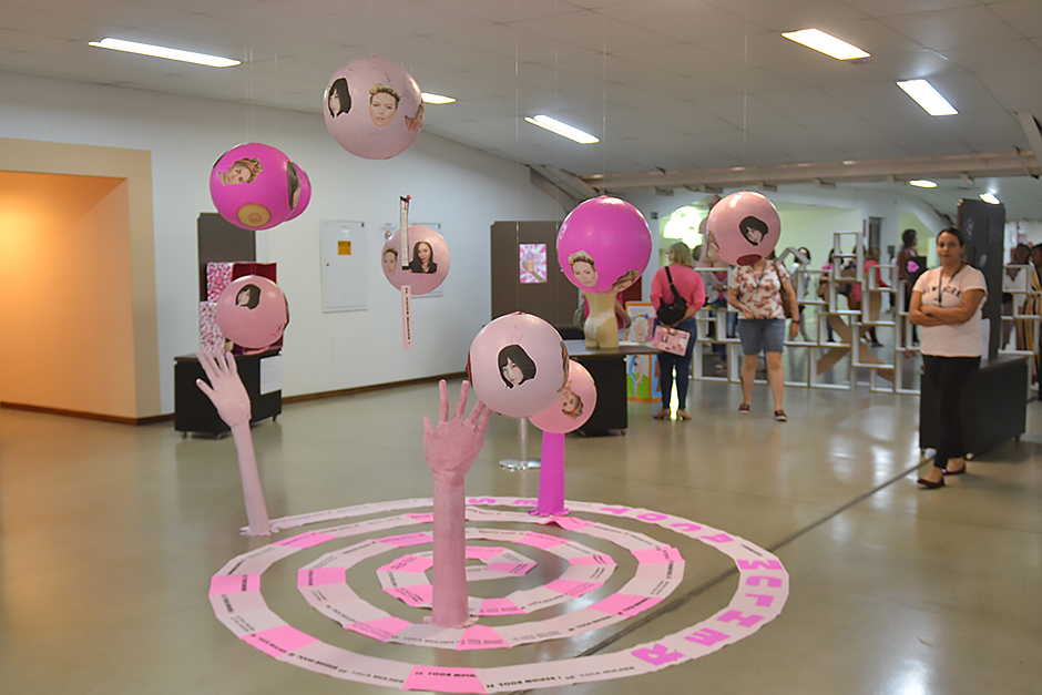 palestra-e-exposicao-prevencao-ao-cancer-de-mama-cefe-24-10-2019-lucas-cabral-38.jpg