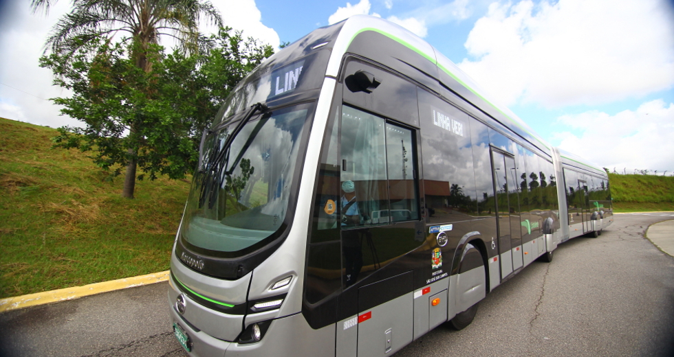cv__6428_claudio_vieira.jpg