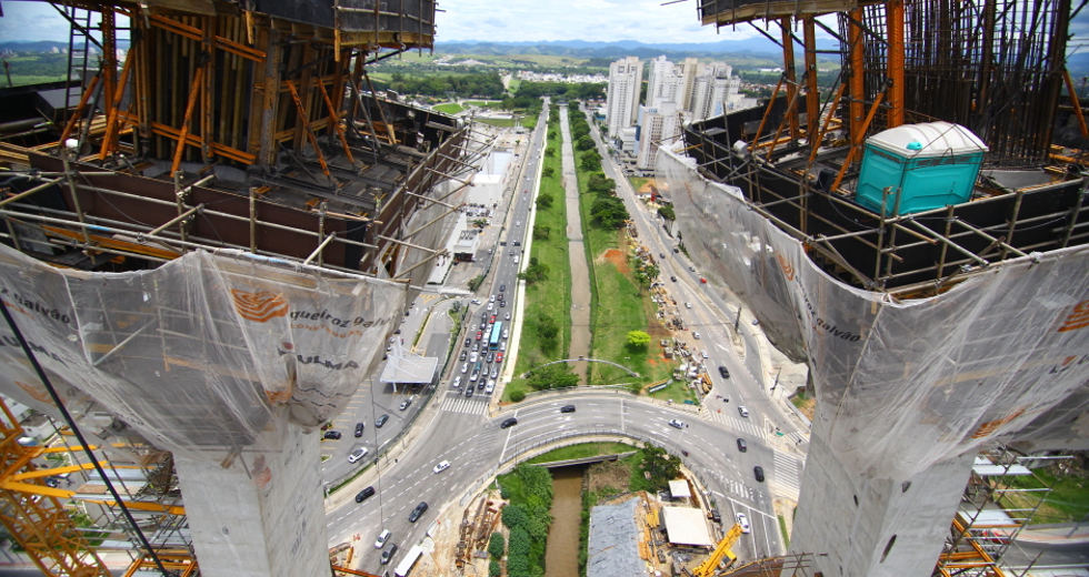 cv__8512_claudio_vieira.jpg