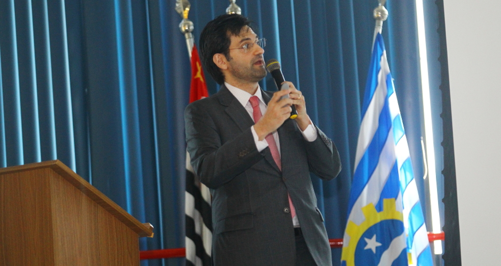 cv__2783_claudio_vieira.jpg
