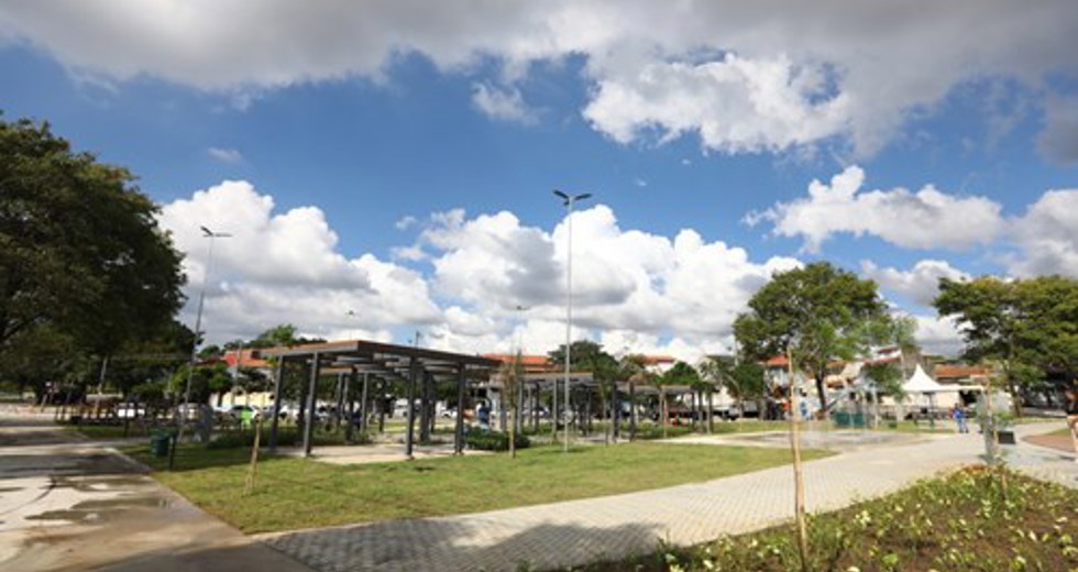 Praça Verão no Jardim Morumbi
