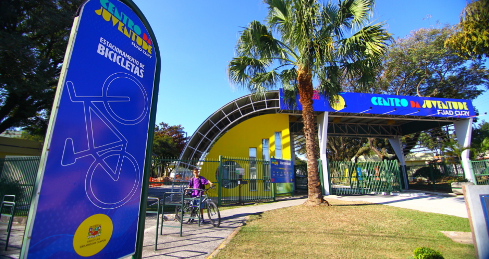 cv__9713_claudio_vieira.jpg