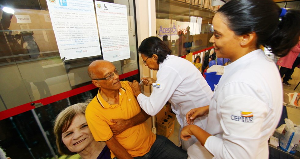 Campanha Nacional de Vacinação contra a Gripe (Influenza) na UES (Unidade de Especialidades de Saúde). Foto: Claudio Vieira/PMSJC. 01-06-2019
