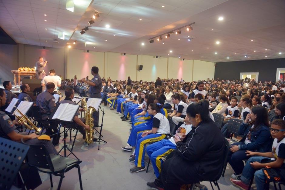 Formatura do Proerd   na Igreja Assembleia de Deus Convenções  13 06 2019