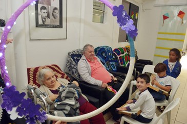 Alunos do Cedin Amália Bondesan dos Santos visitam Casa de Repouso Vó Laura 18 06 2019