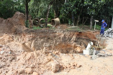 Fechamento de cratera e recuperação de galeria de águas pluviais