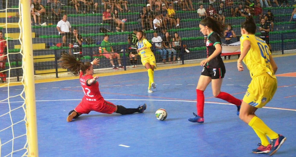 Futsal feminino campeão dos Jogos Regionais
