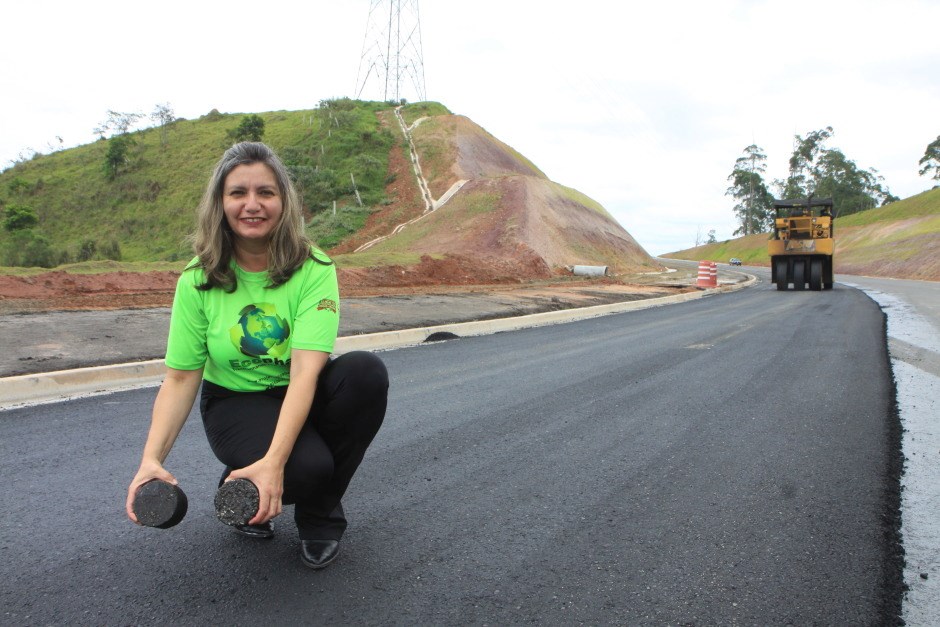Ecophalt asfalto ecológico na obra da Via Cambuí  29/11/2019