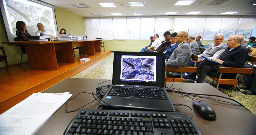cv__9374-claudio_vieira.jpg