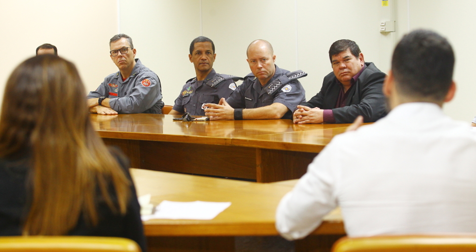 cv__6694_claudio_vieira.jpg