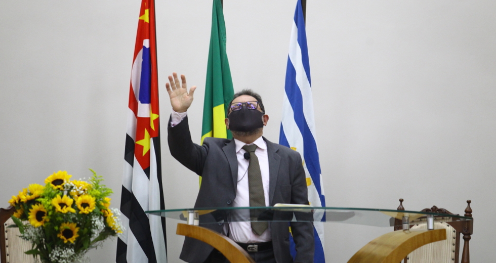 cv__8718_claudio_vieira.jpg