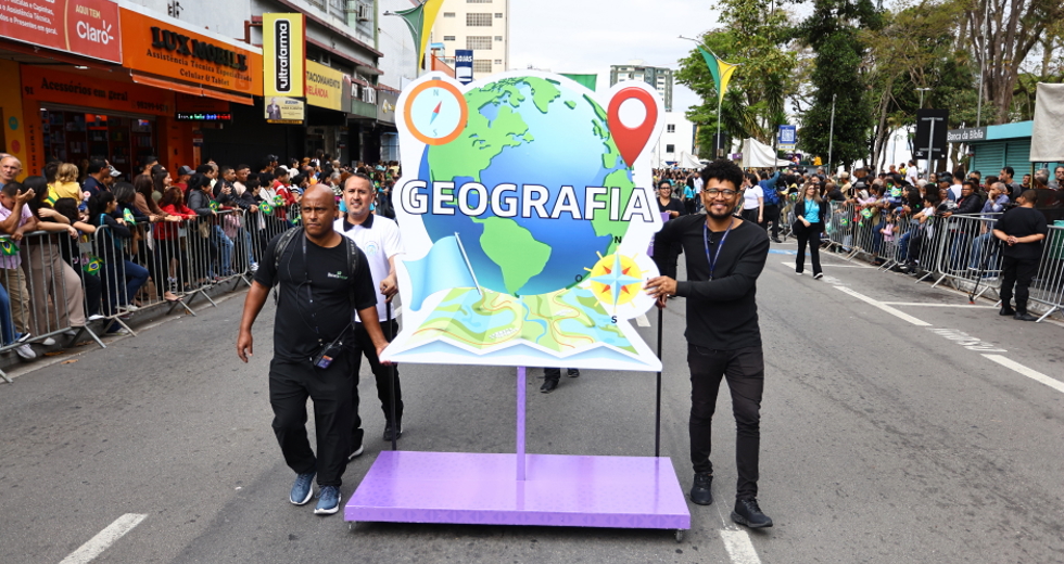 7 de Setembro Dia da Independência - Desfile cívico-militar na Rua 15 de Novembro. Foto: Claudio Vieira/PMSJC 07-09-2025