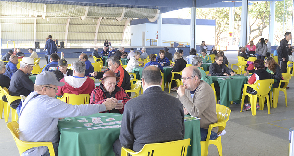 jogos-de-mesa-terceira-idade-centro-da-juventude-24-07-2019-lucas-cabral-54.jpg
