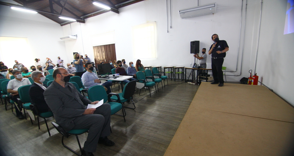 cv__7241_claudio_vieira.jpg