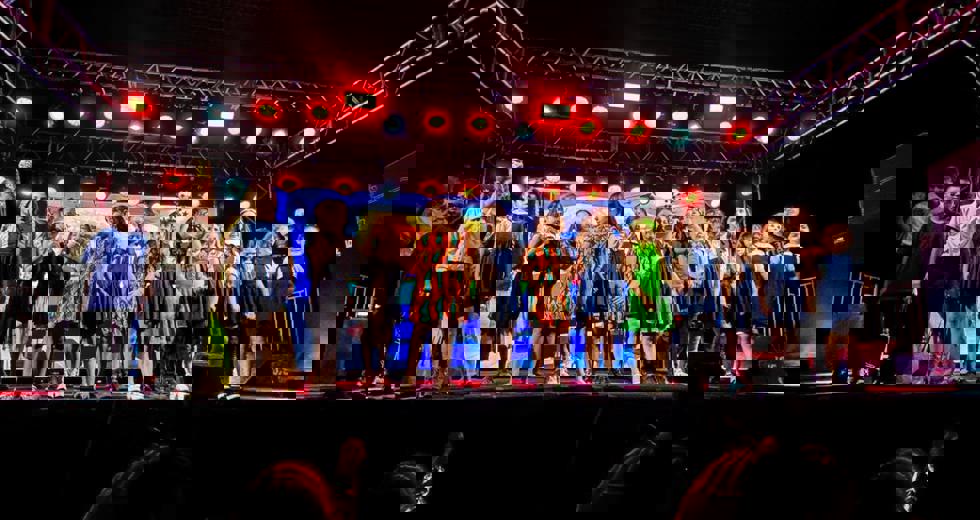 Escola Waldemar Ramos celebra 50 anos com noite de muita emoção