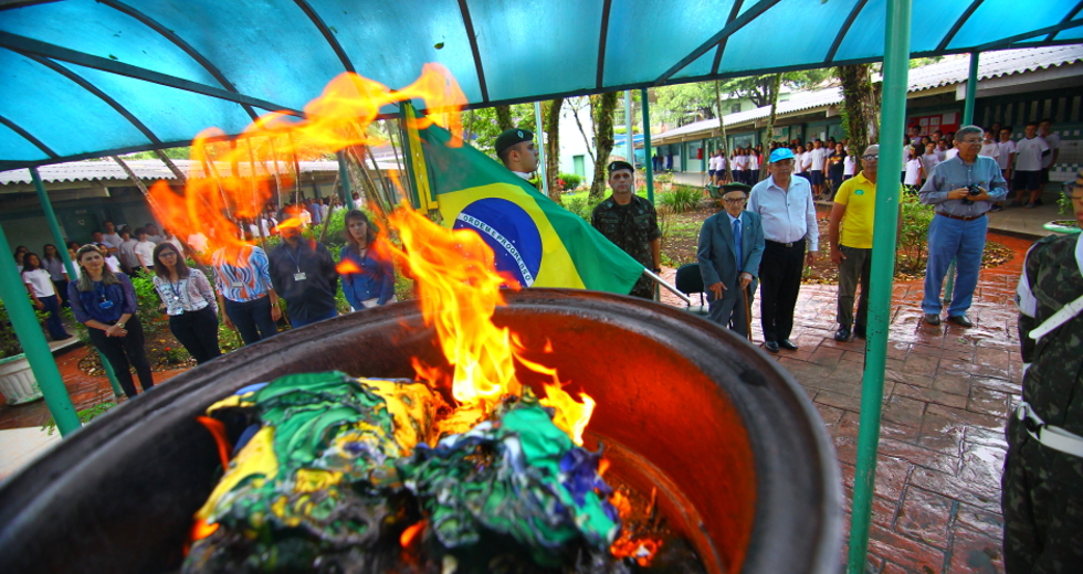 cv__9314-claudio_vieira.jpg