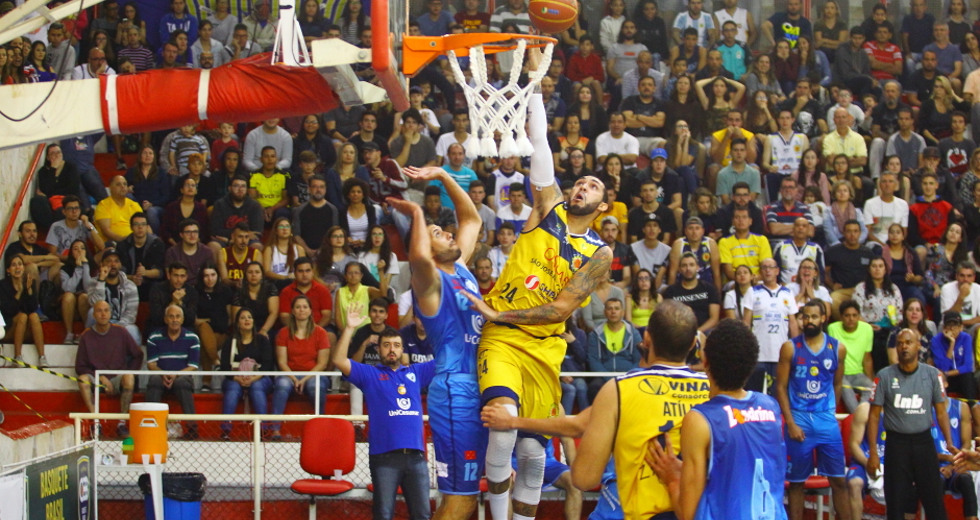 cv__1469-claudio_vieira.jpg