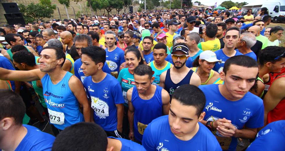 cv__3396-claudio_vieira.jpg