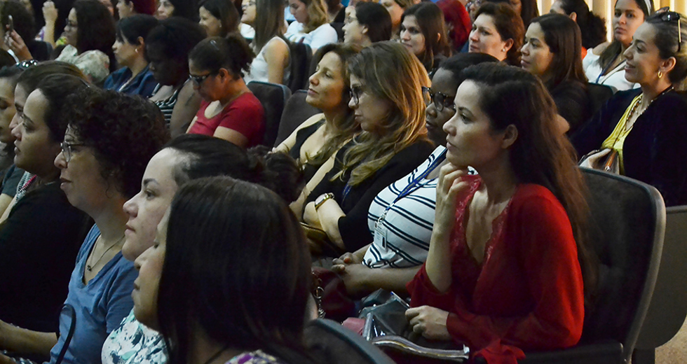 palestra-o-cuidado-com-a-primeira-infancia-03-10-2019-lucas-cabral-35.jpg