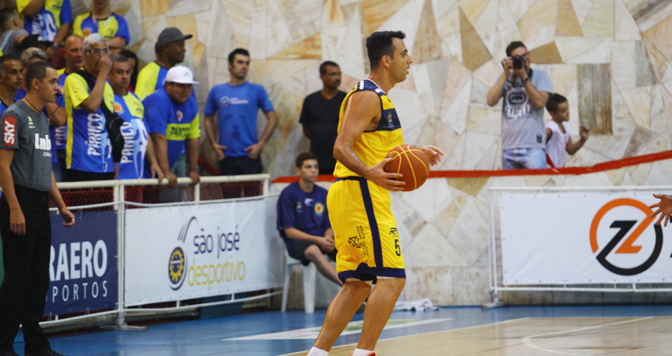 liga_ouro_basquete-28-claudio_vieira.jpg