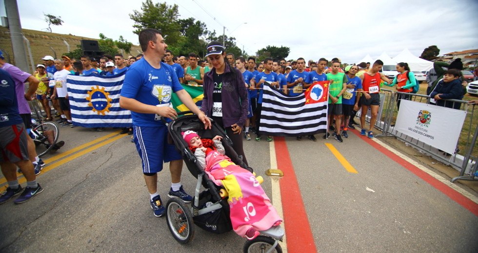 cv__3332-claudio_vieira.jpg