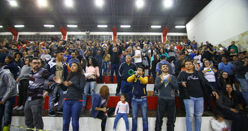 cv__4235-claudio_vieira.jpg