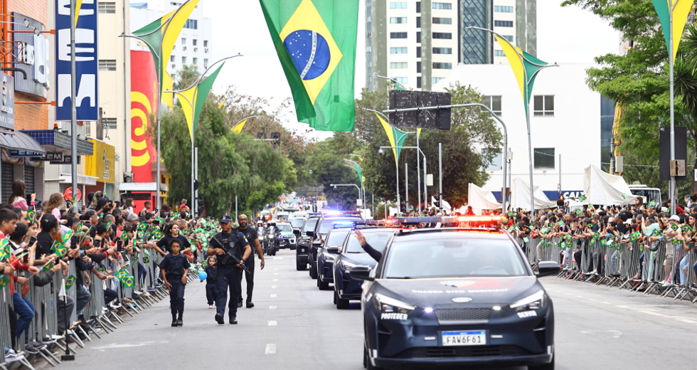 7 de Setembro Dia da Independência - Desfile cívico-militar na Rua 15 de Novembro. Foto: Claudio Vieira/PMSJC 07-09-2025