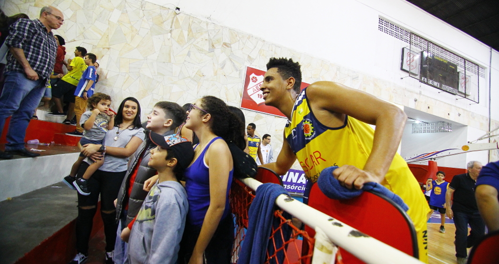 cv__1612-claudio_vieira.jpg