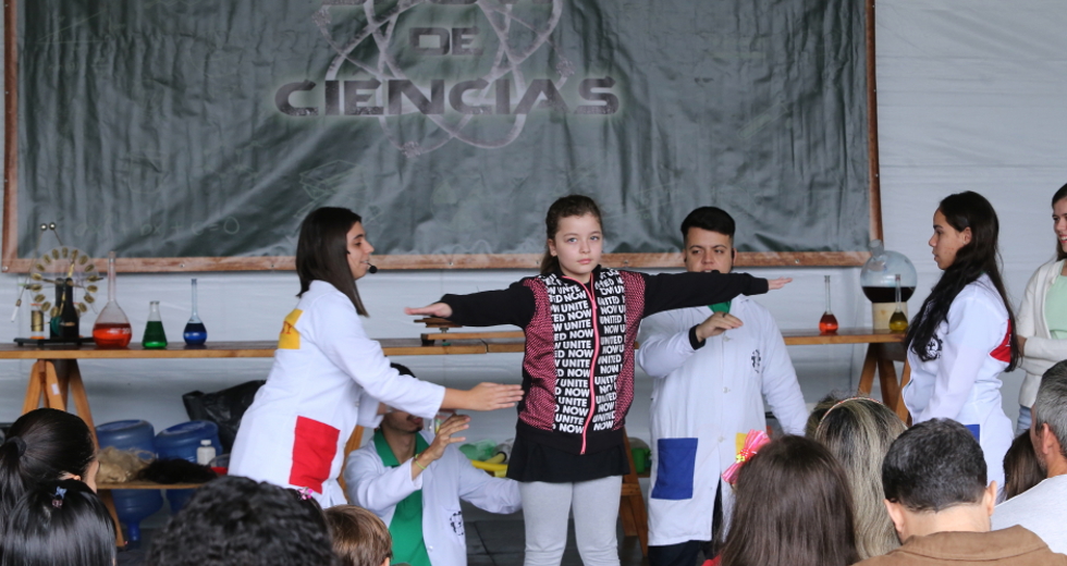 mic221adenirbritto.jpg