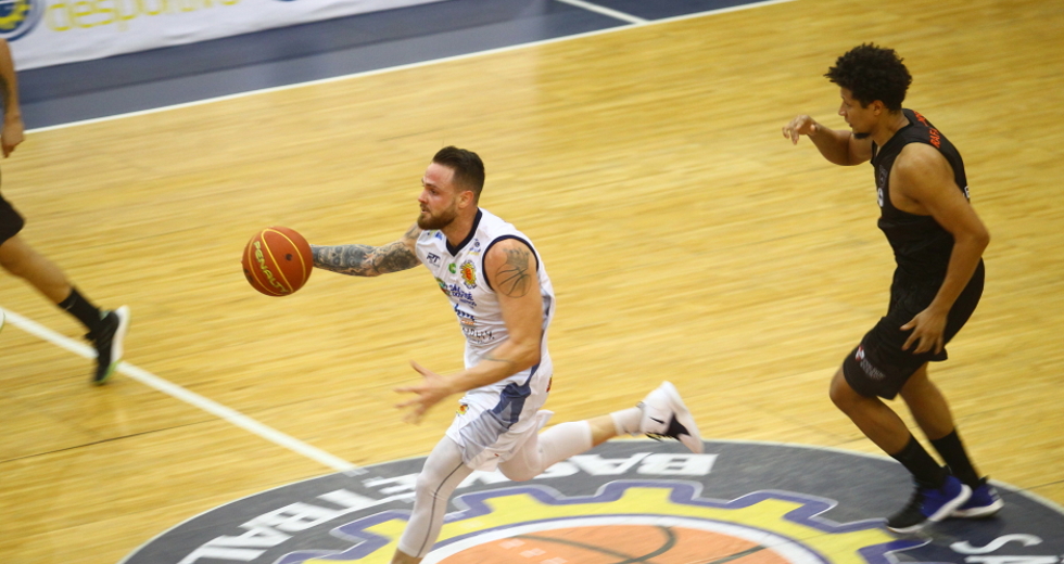 cv__5395_claudio_vieira.jpg