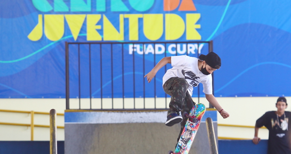cv__9612_claudio_vieira.jpg