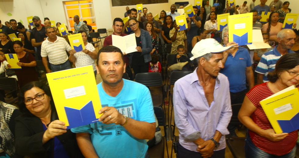 cv__8701_claudio_vieira.jpg