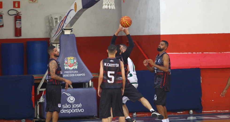cv__4445_claudio_vieira.jpg